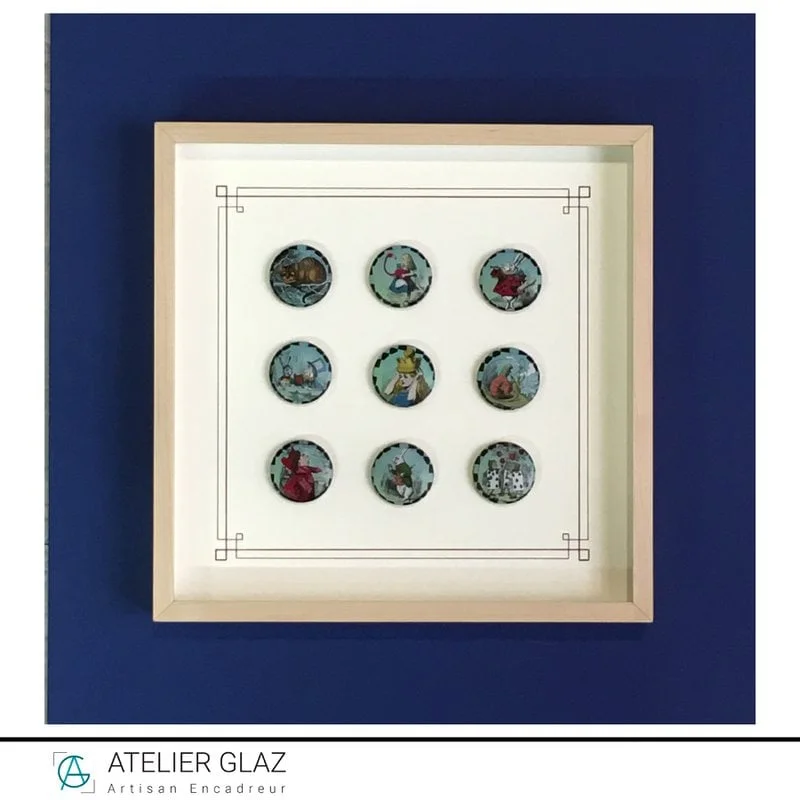 Encadrement de Boutons traits encre boîtage | Atelier Glaz